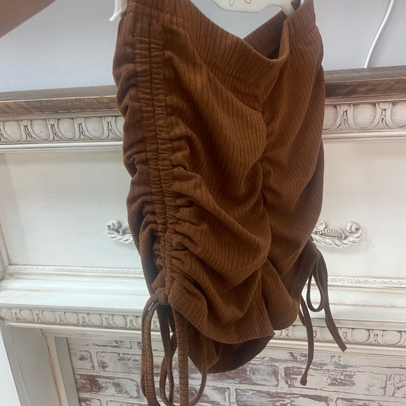 Scrunch shorts - Picture 3 of 4